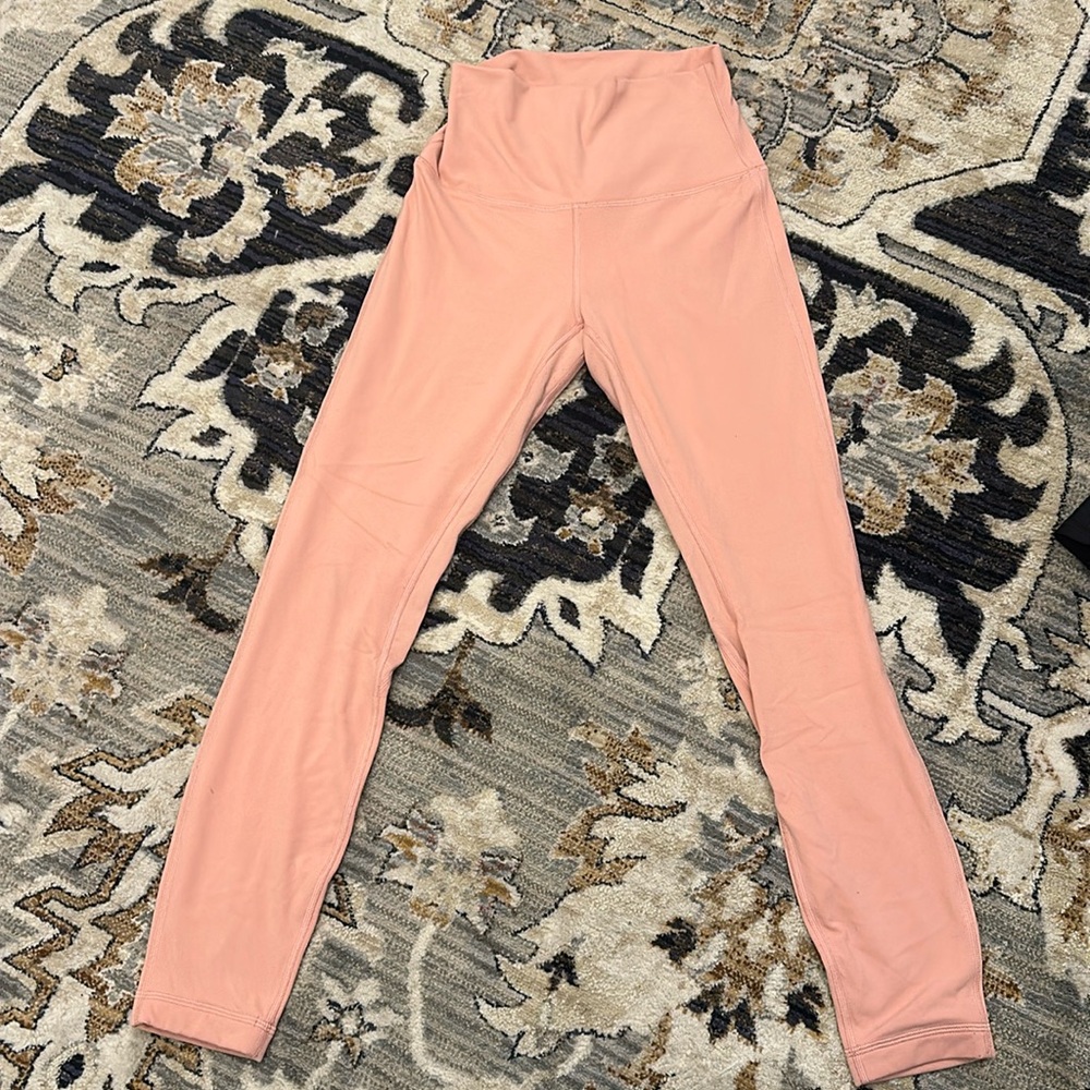 Pink Lululemon sz 4 Leggings